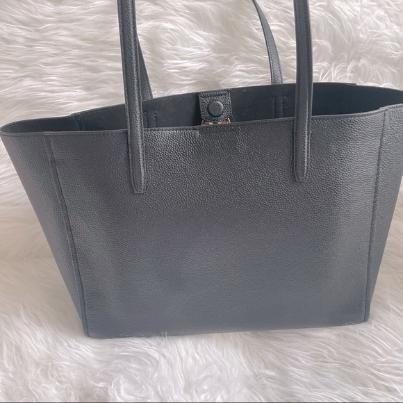 Tory Burch Carson Leather Tote - Picture 5 of 12
